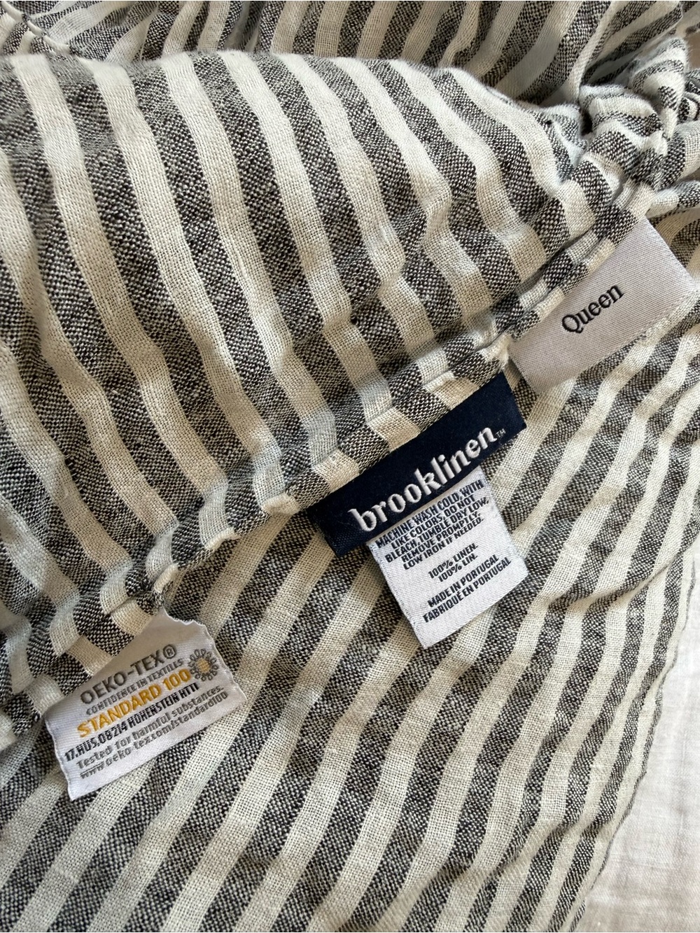 Brooklinen Washed European Oxford Striped Linen Core Sheet Set Queen - Picture 4 of 7